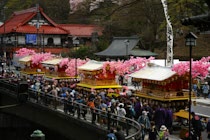 Japan: 27. Photo: Festliches Gedränge