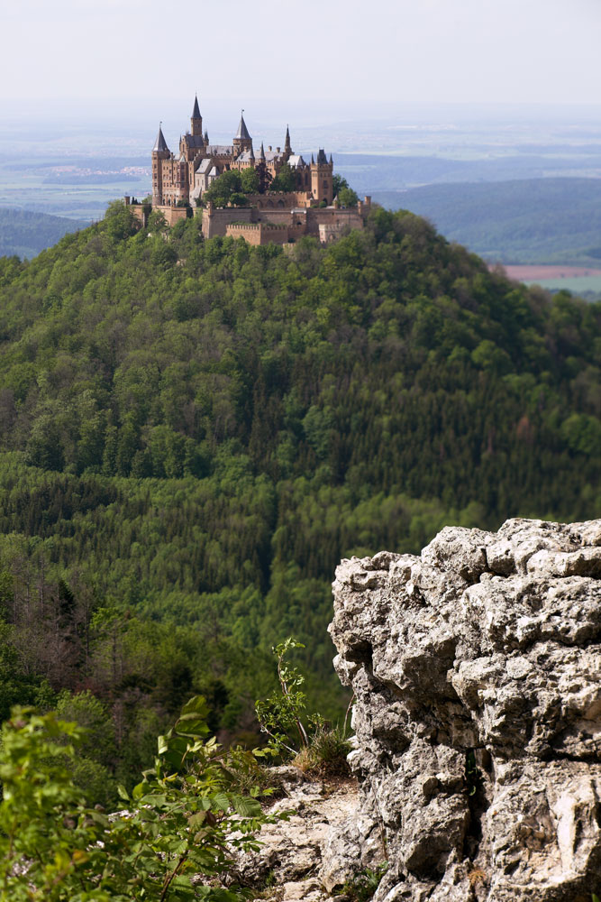 Bewertete: Großes Photo: Burg und Felsen