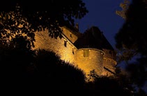 Hohkoenigsburg: 4. Photo: Burg bei Nacht II