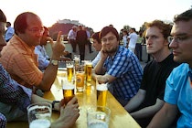 Salzburg: 4. Photo: Noch zwei Bier
