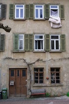 Schlagworte: Ebingen – 12. Photo: Bettenfenster