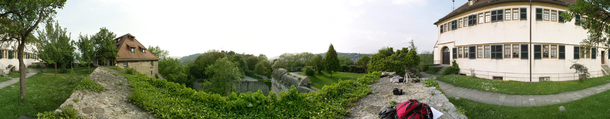 Schlagworte: Ebingen – Großes Photo: Schloßmauer Hohentübingen