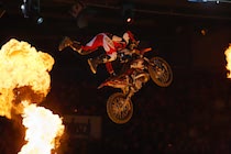Schlagworte: Motocross – 4. Photo: Feuersprung