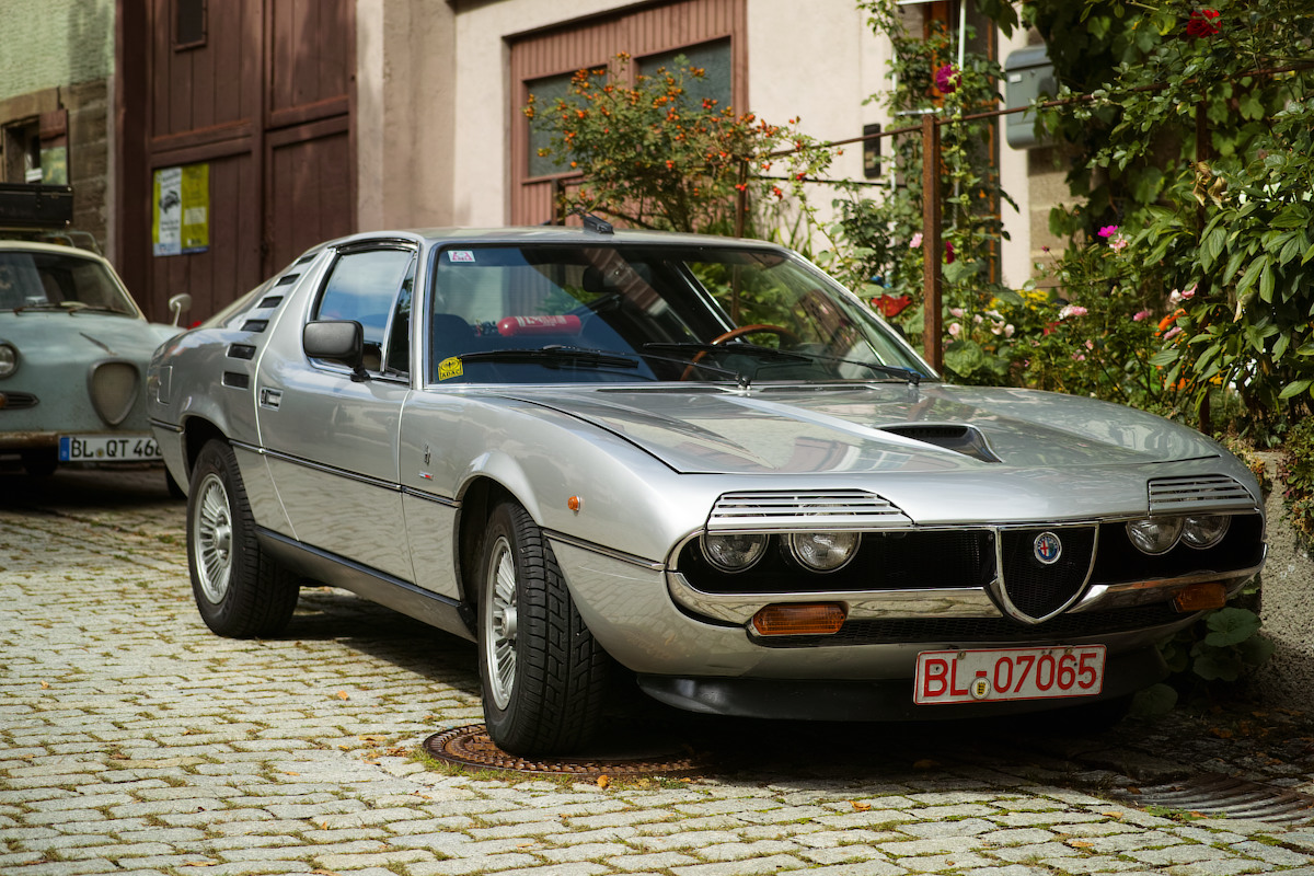 Schlagworte: alten – Großes Photo: Alfa Romeo Montreal