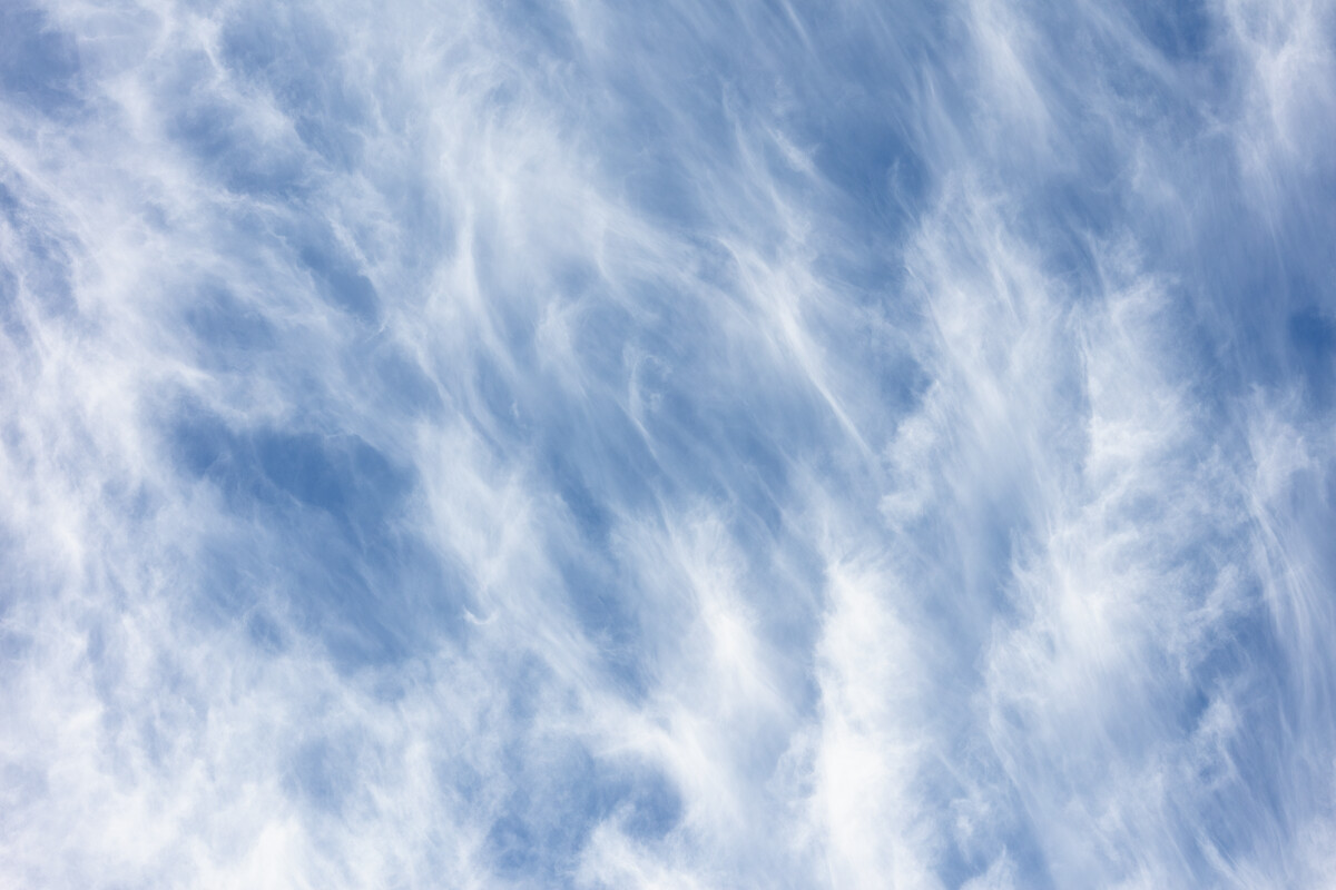 Himmel: Großes Photo: Federwolken