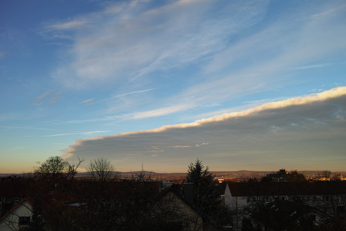 Himmel: Großes Photo: Morgenwolkenwand