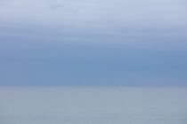 Wetter: 3. Photo: Meerblick in trübem Blau