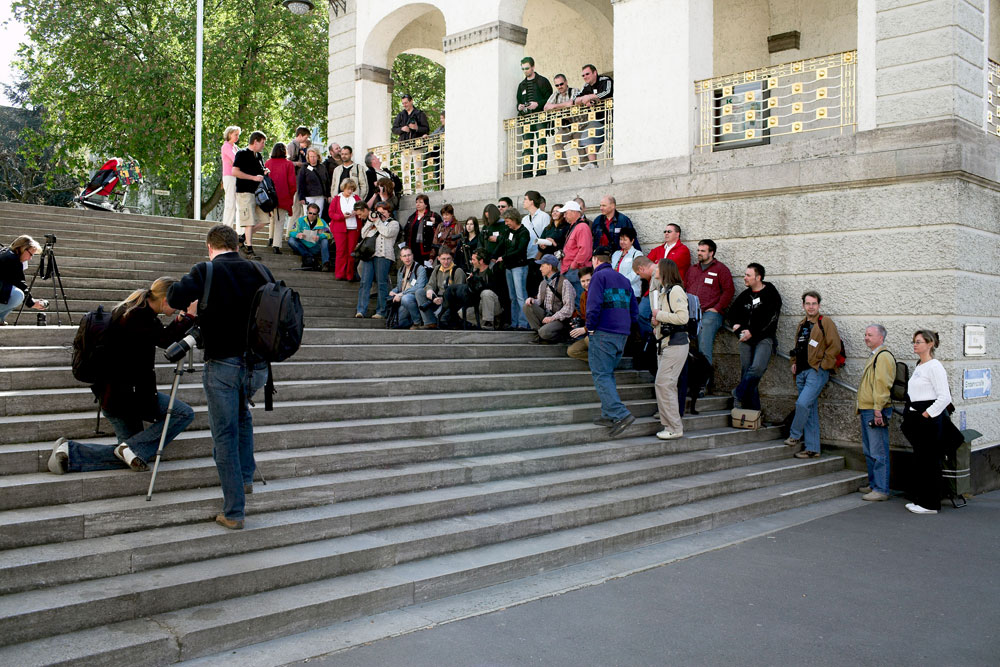 Schlagworte: Treppe – Großes Photo: Kurz vorm Gruppenfoto